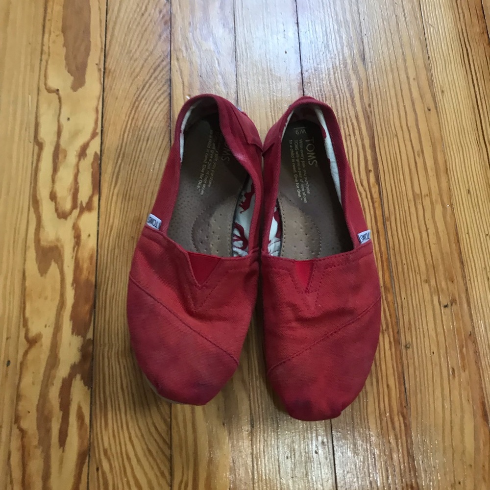 Red Toms